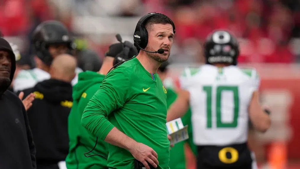 SAD NEWS: OREGON DUCKS KEY STAR REJECTS CONTRACT EXTENSION, INSISTS ON DEPARTURE NEXT SEASON